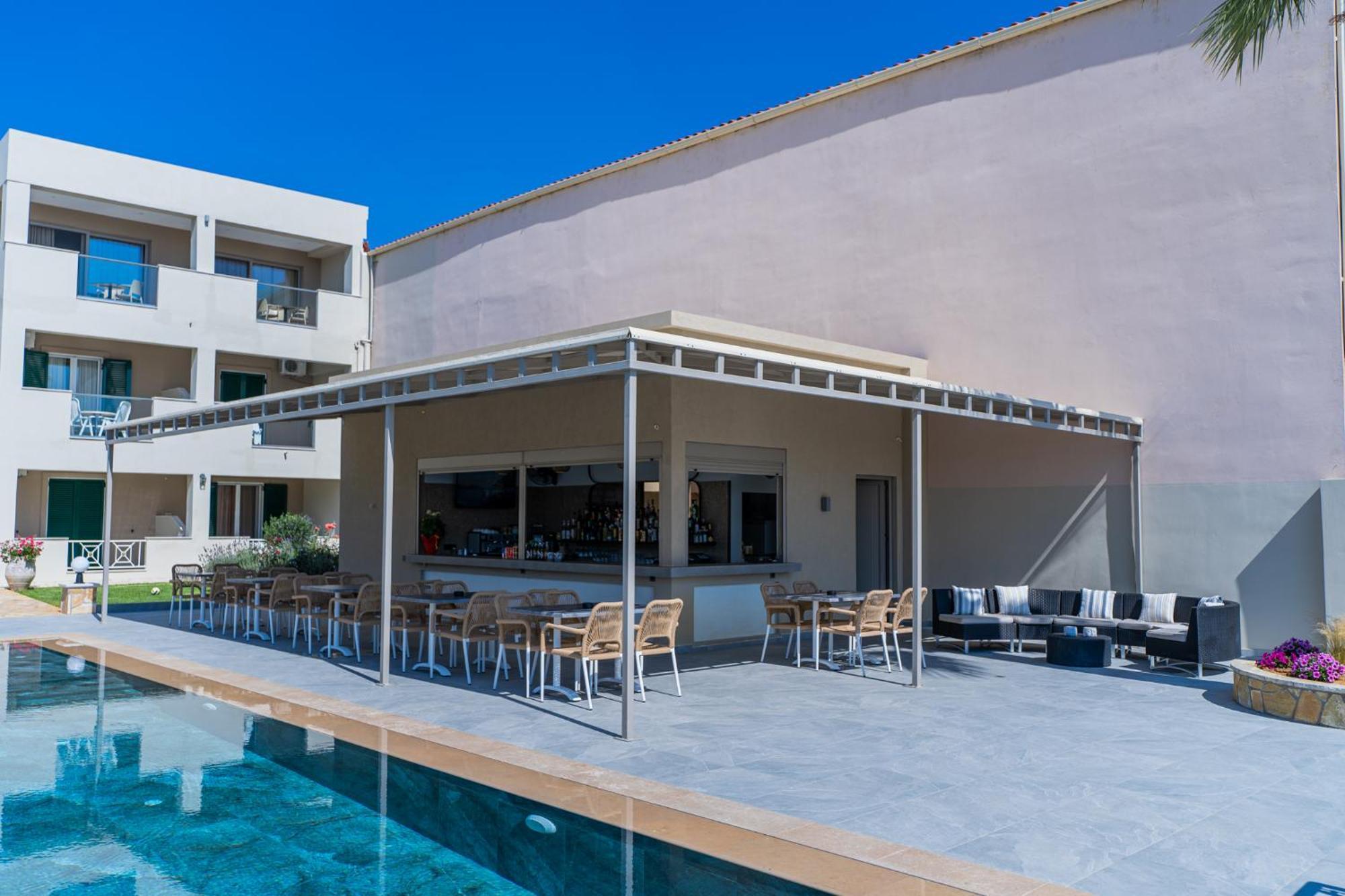 Remezzo Studios & Apartments Amoudi Luaran gambar