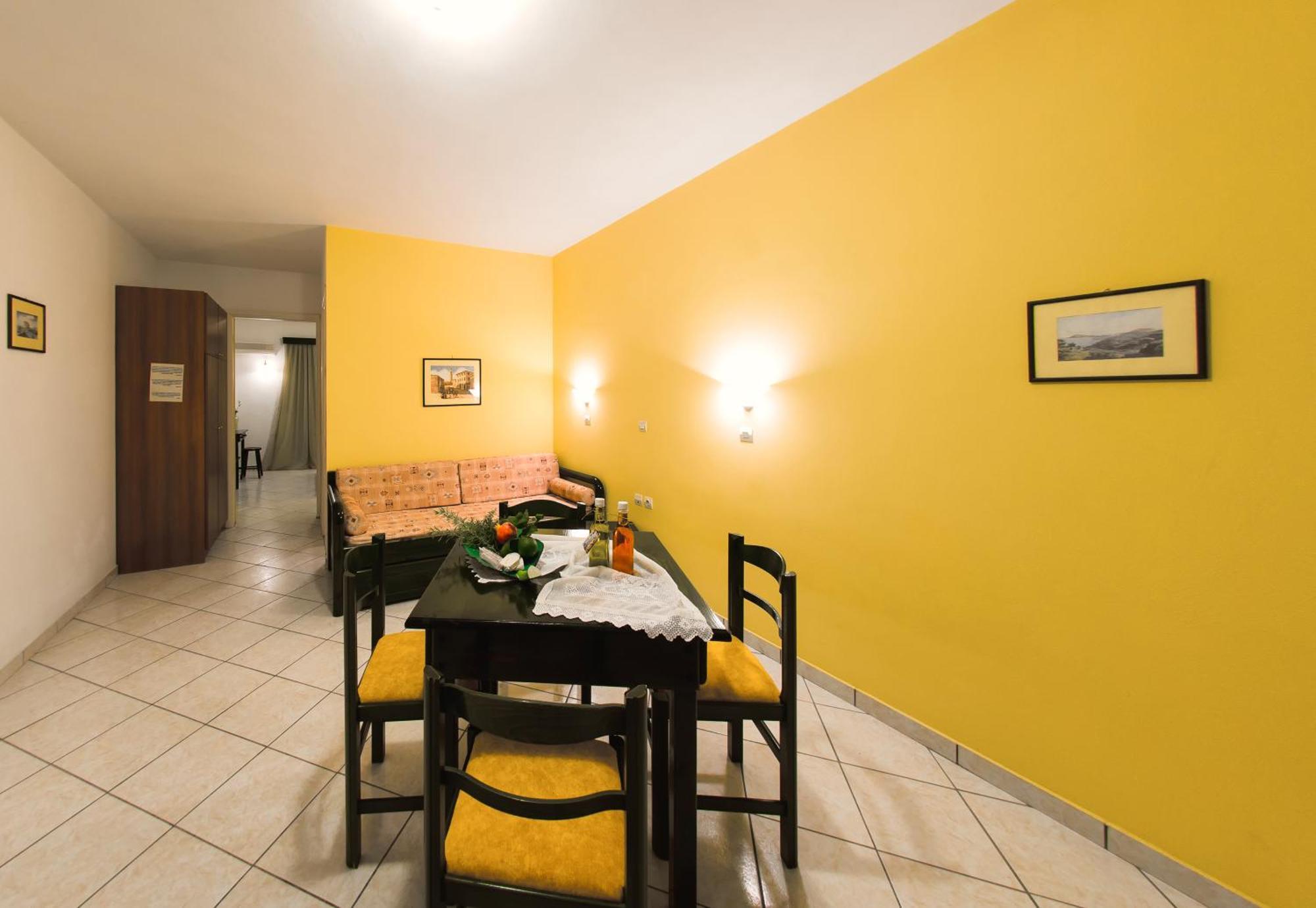 Remezzo Studios & Apartments Amoudi Luaran gambar