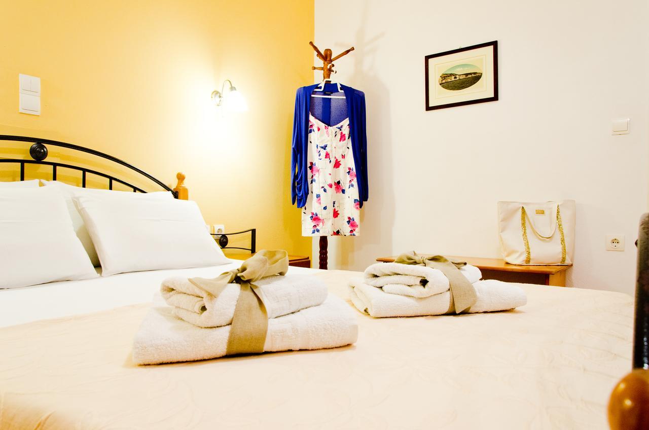 Remezzo Studios & Apartments Amoudi Luaran gambar
