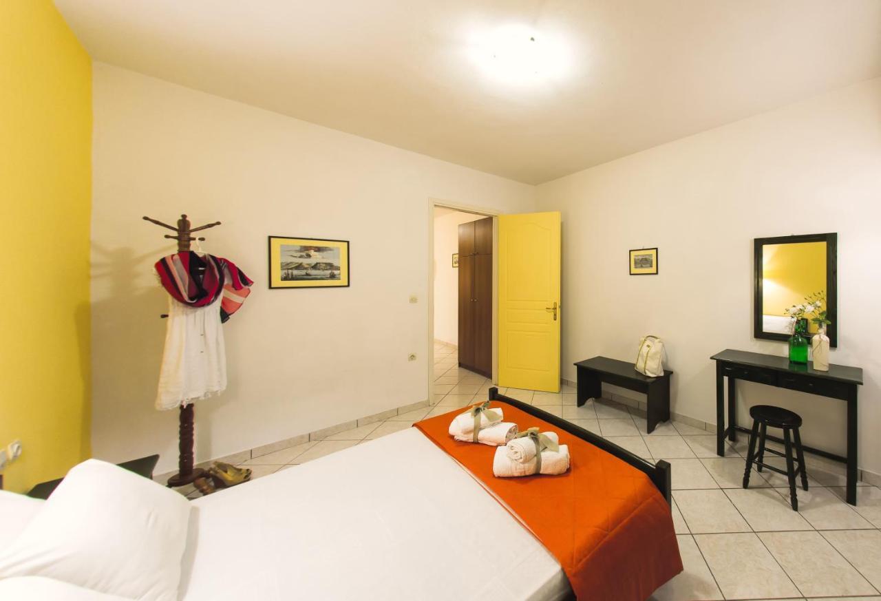 Remezzo Studios & Apartments Amoudi Luaran gambar