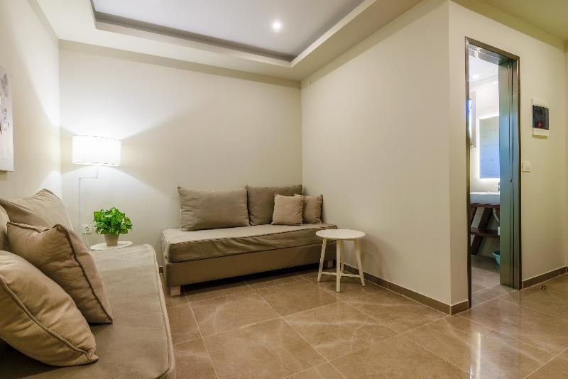 Remezzo Studios & Apartments Amoudi Luaran gambar